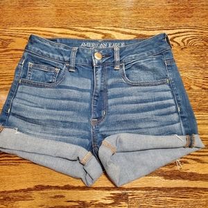 AMERICAN EAGLE Hi rise Shortie